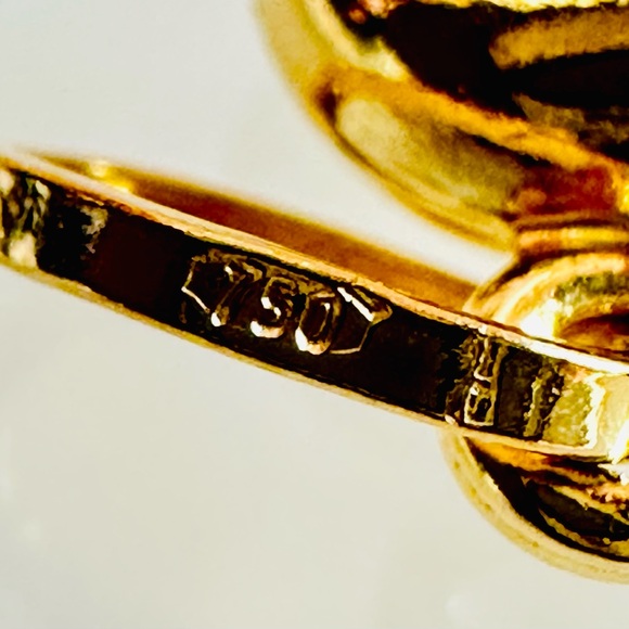 Heart Pendant. 💛 Real 18(18k) Karat Solid Gold Jewelry - Picture 9 of 11